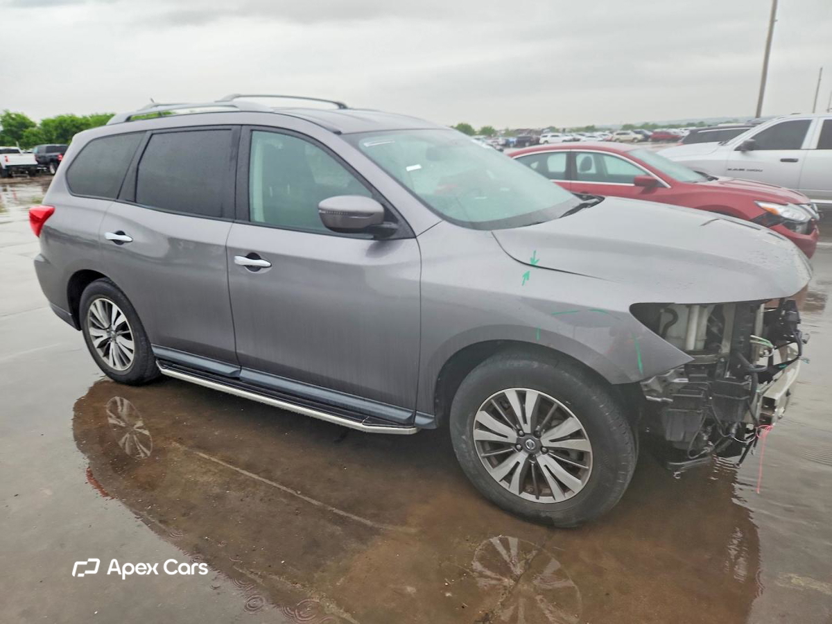 Nissan Pathfinder 2017