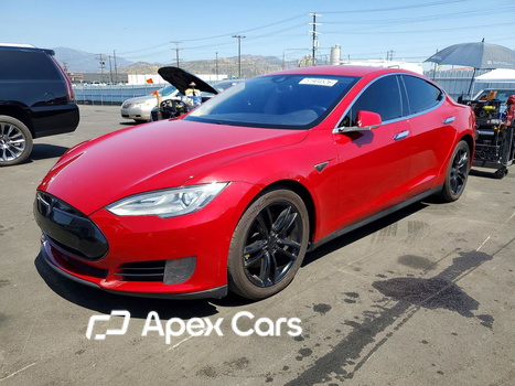 Tesla Model S 2015 - Image 1 of 12