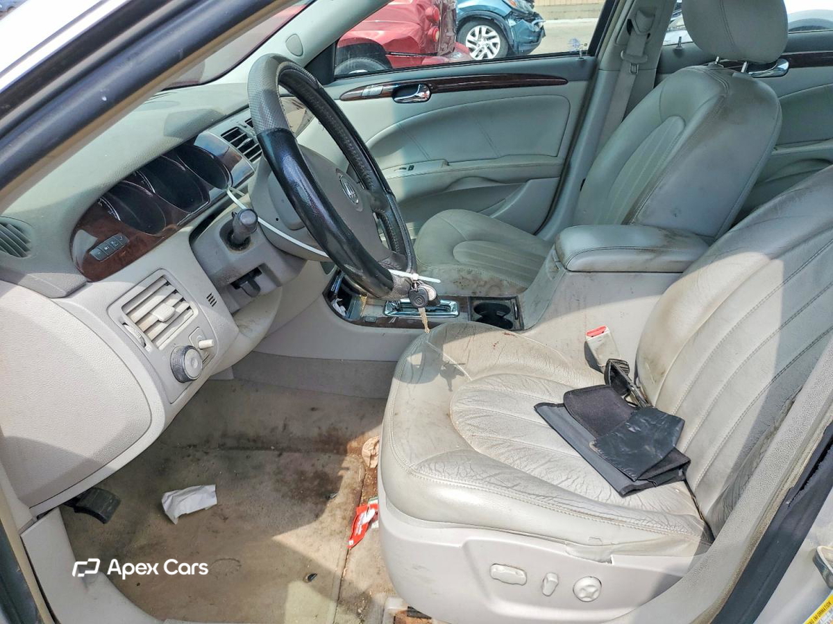 Buick Lucerne 2010