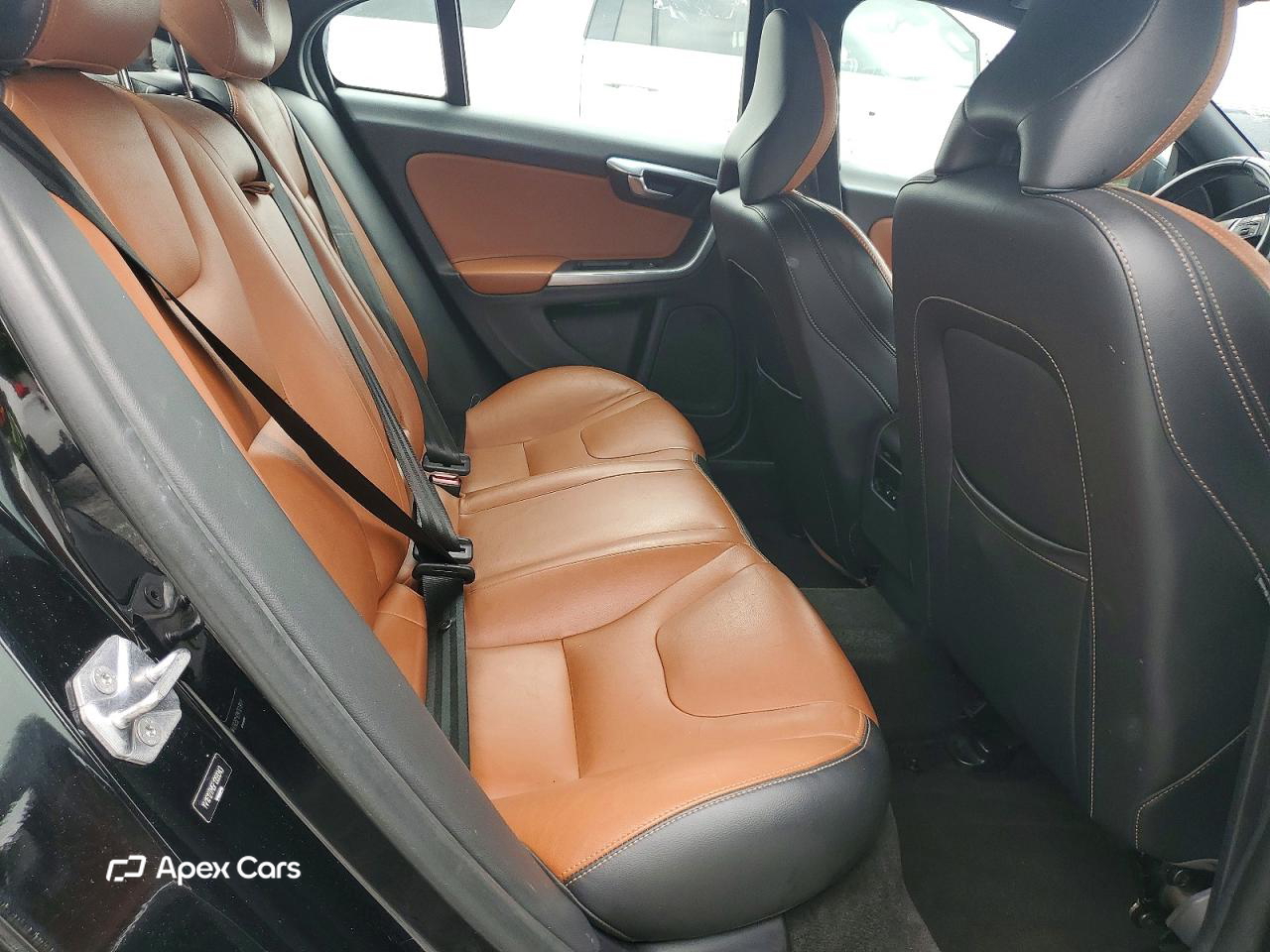 Volvo S60 2015