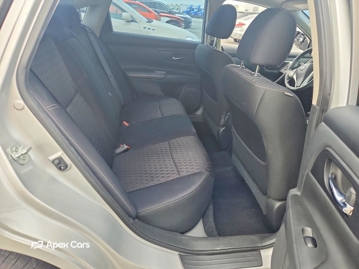 Nissan Altima 2017