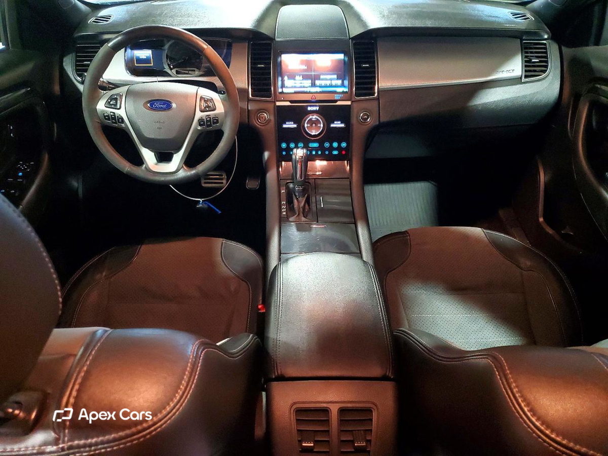 Ford Taurus 2015