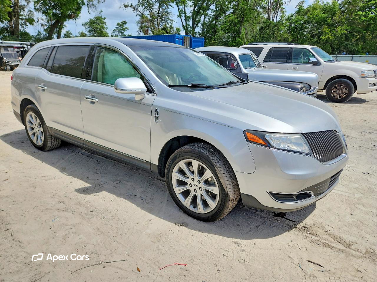 Lincoln MKT 2014