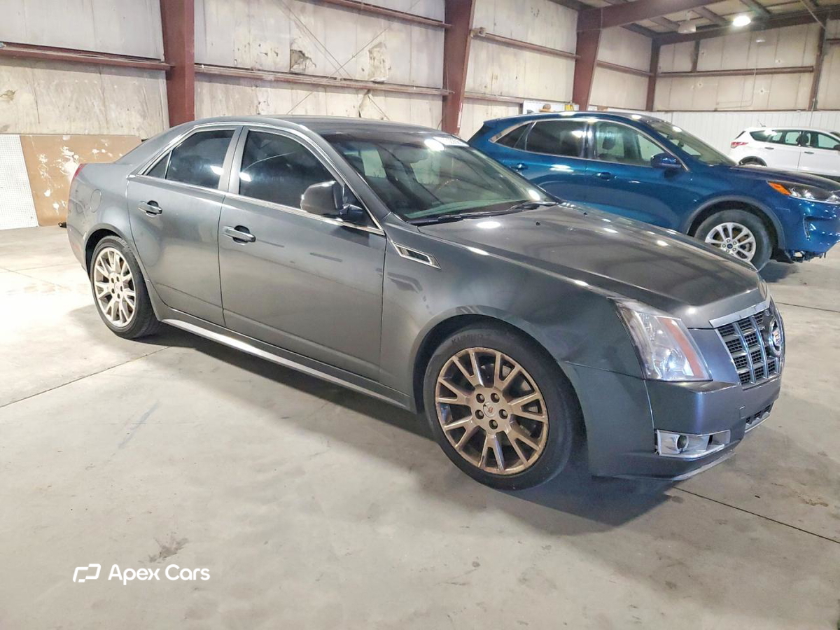 Cadillac CTS 2011