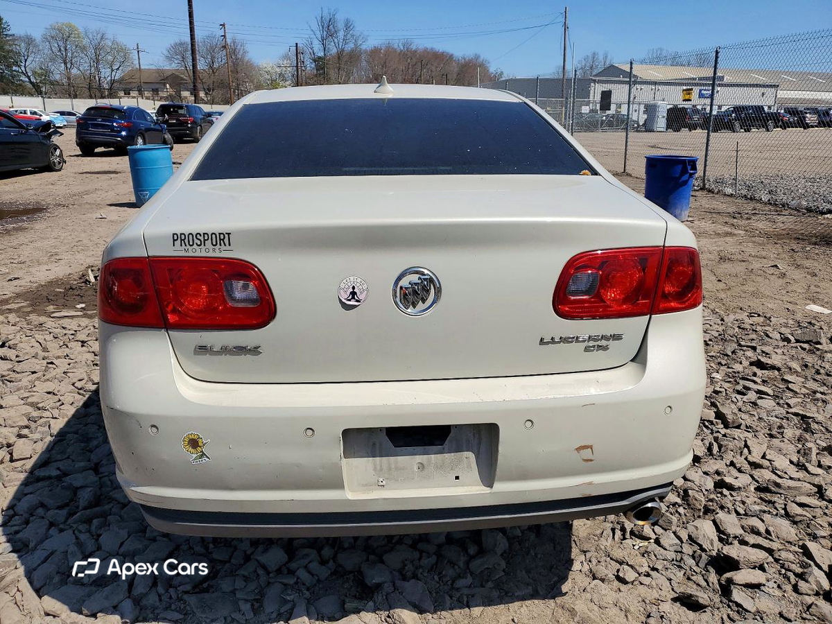 Buick Lucerne 2010