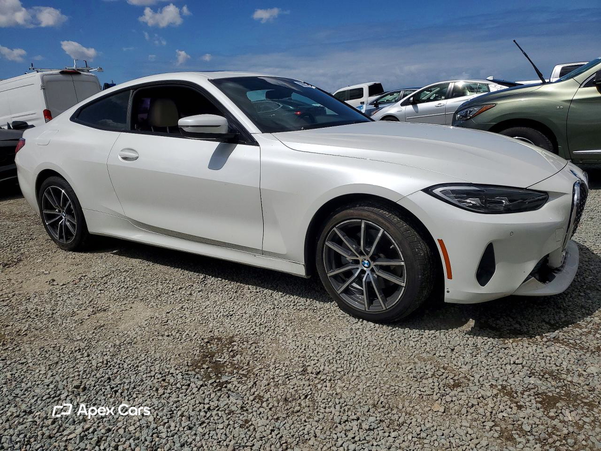 BMW Series 4 2022