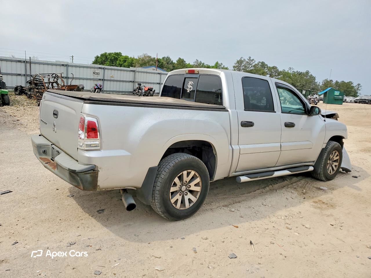 Mitsubishi Raider 2007