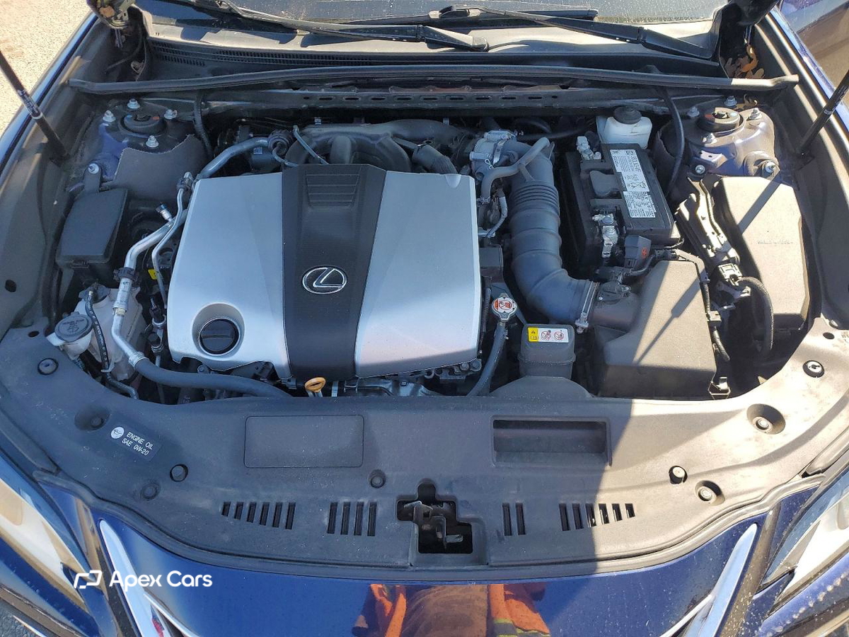 Lexus ES 2021