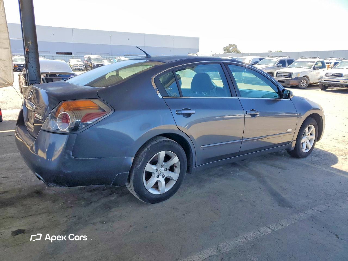 Nissan Altima 2008