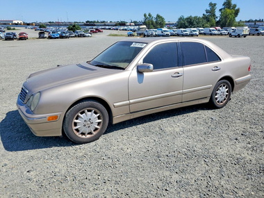 Mercedes-Benz E-klasse 2000 - Image 1 of 12