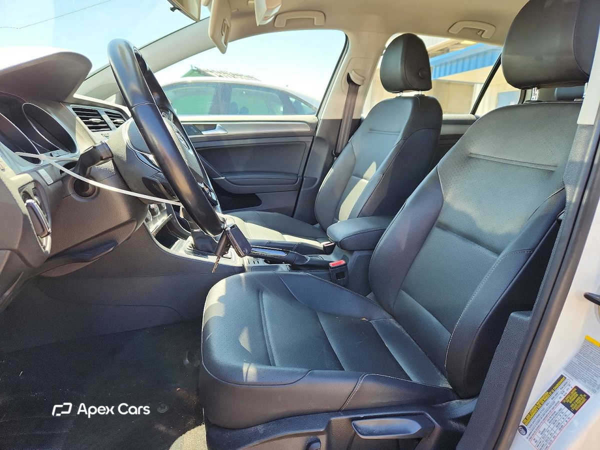 Volkswagen Golf 2015