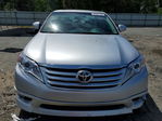 Toyota Avalon 2011