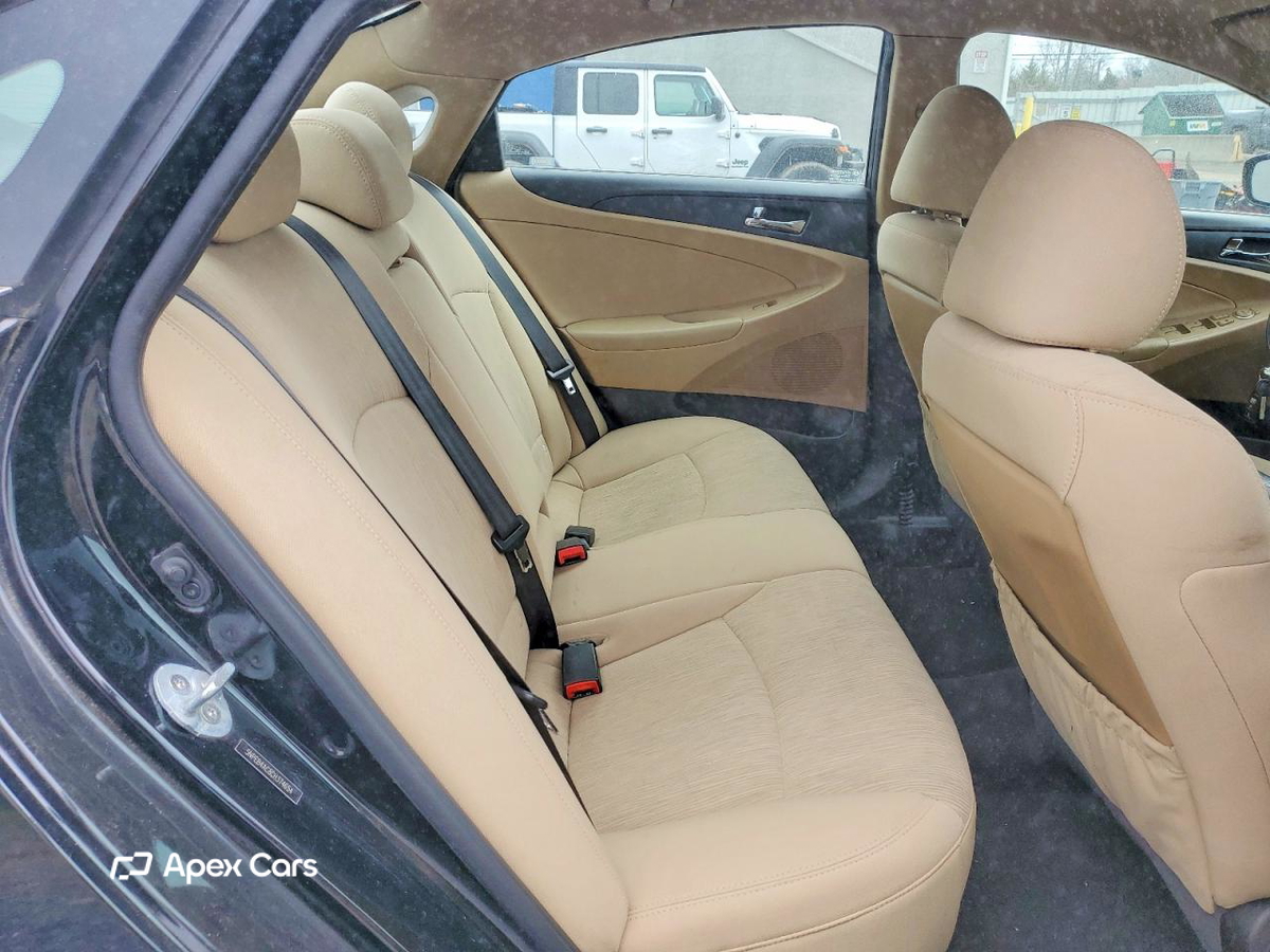 Hyundai Sonata 2012
