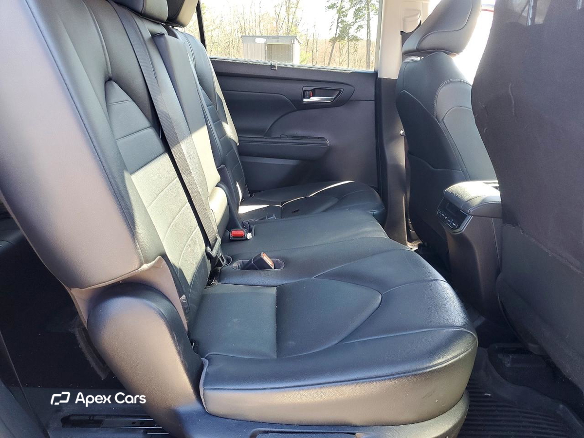 Toyota Highlander 2020