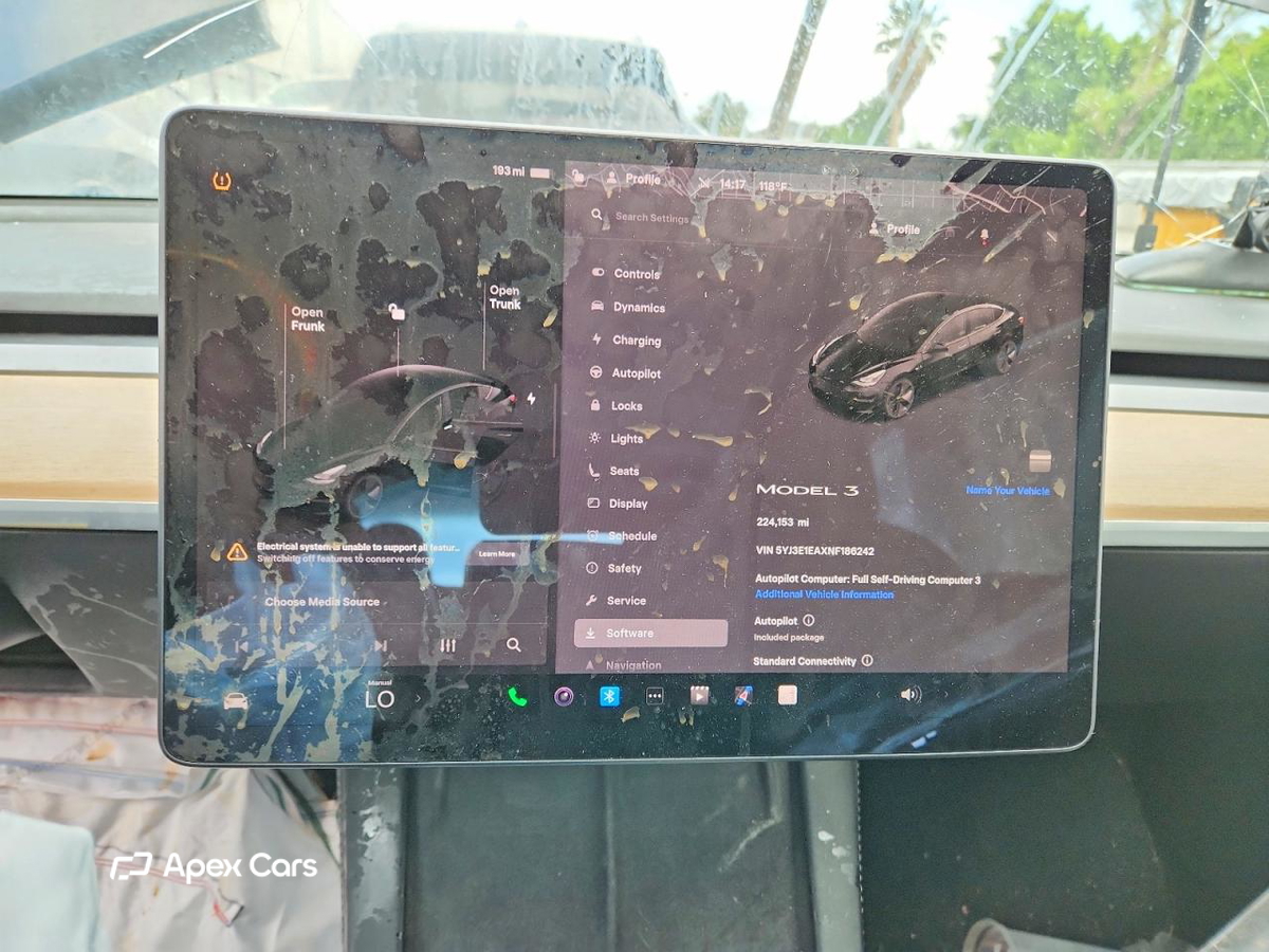 Tesla Model 3 2022