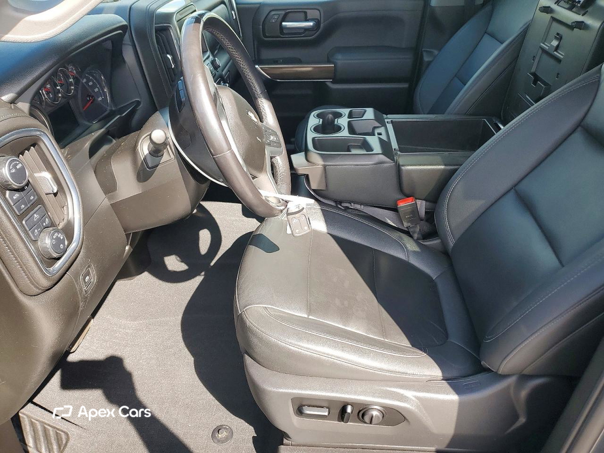 Chevrolet Silverado 2021