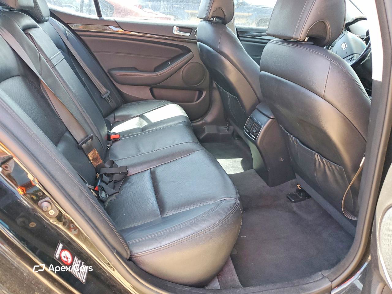 Kia Cadenza 2016