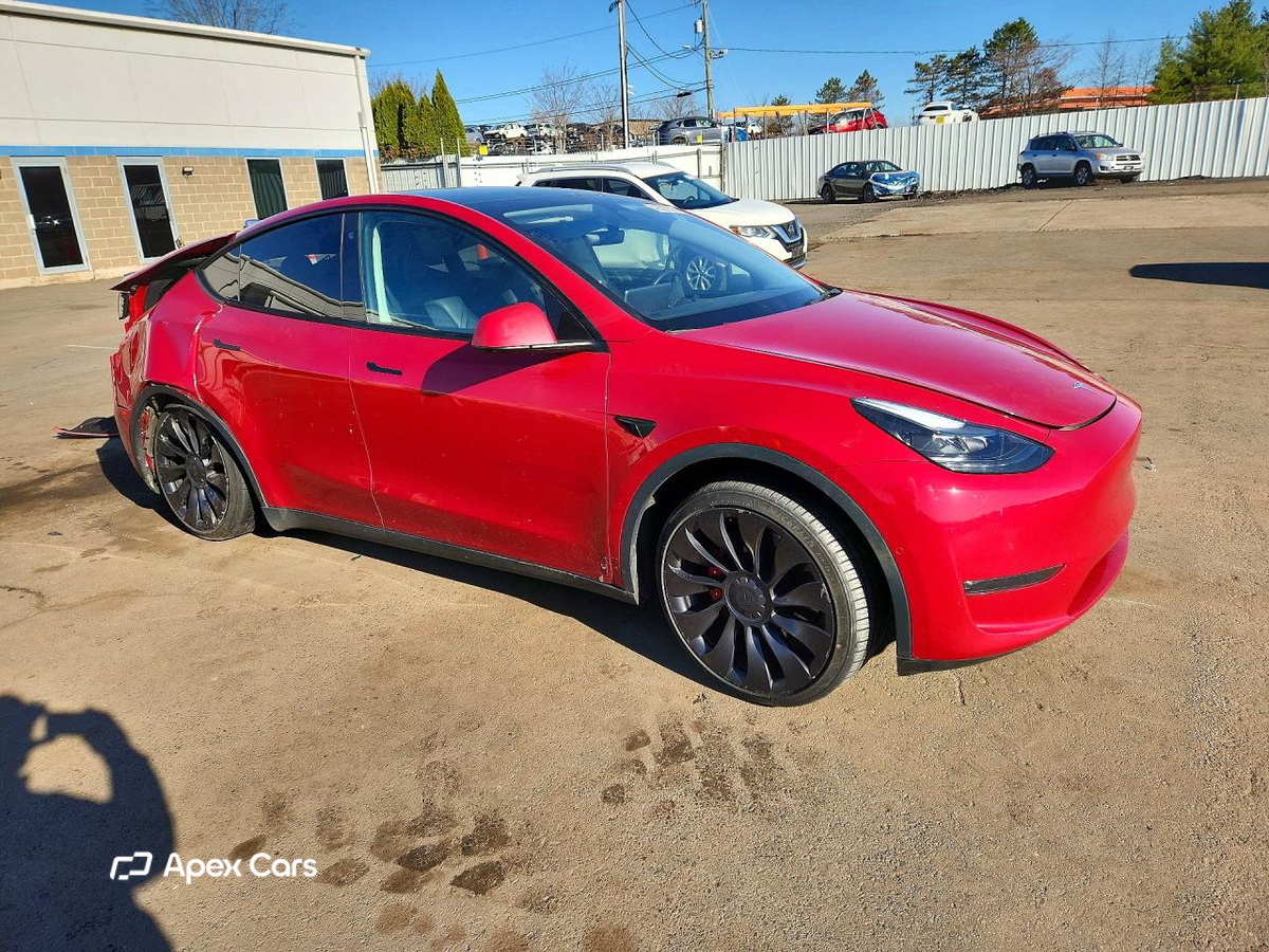 Tesla Model Y 2022