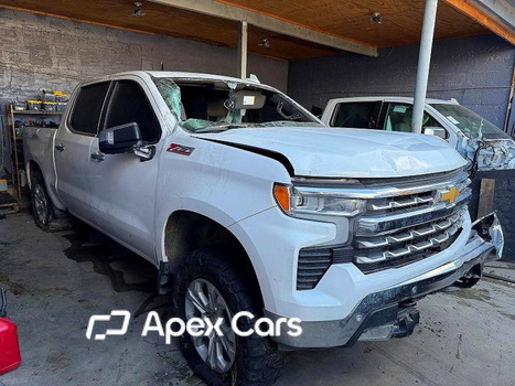 Chevrolet Silverado 2022 - Image 1 of 14