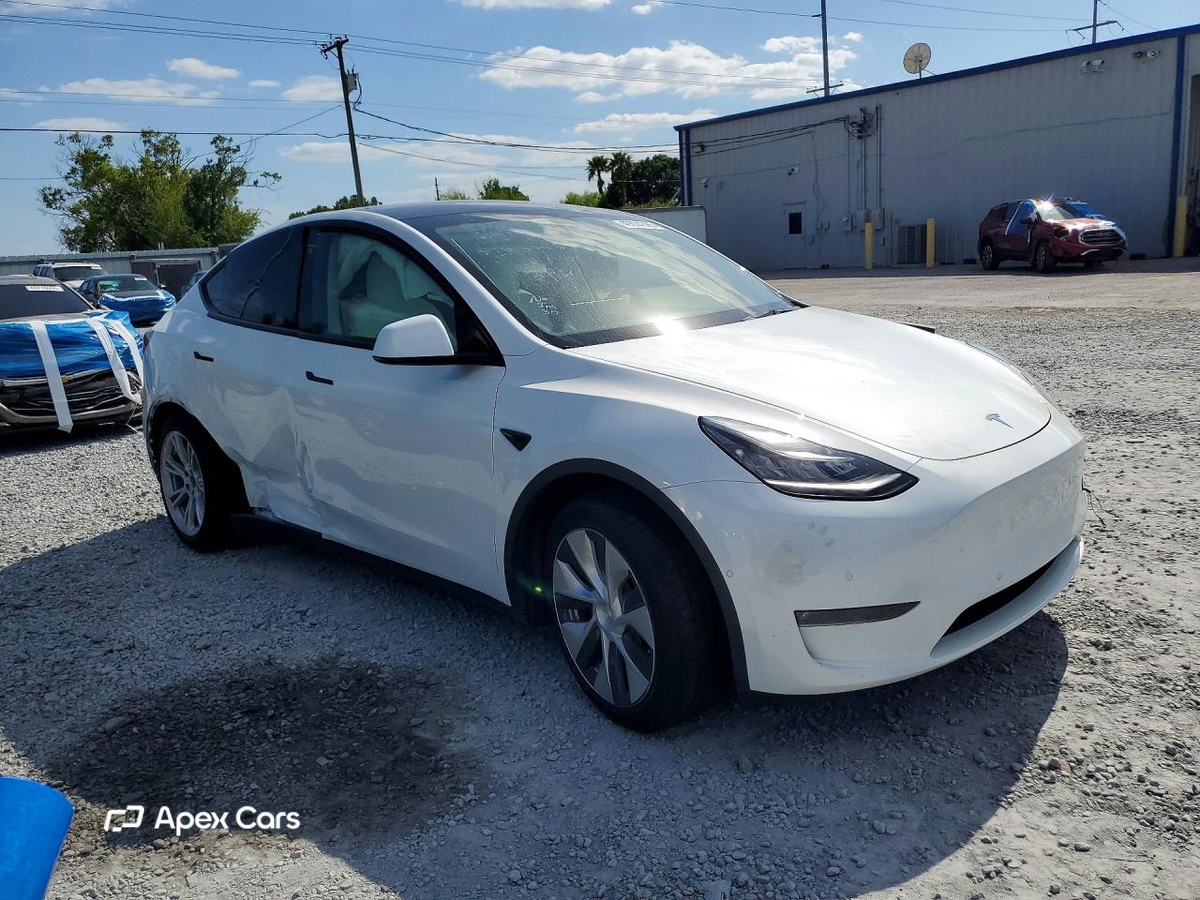 Tesla Model Y 2021