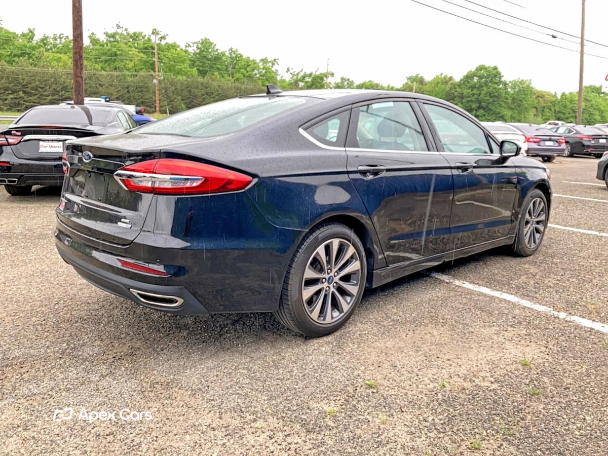 Ford Fusion 2020
