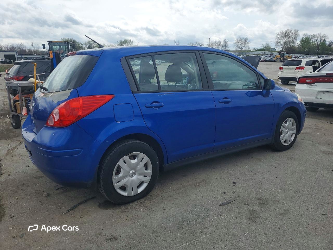 Nissan Versa 2011