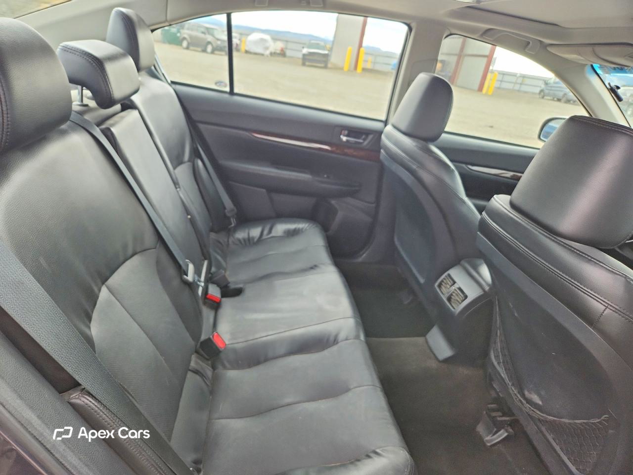Subaru Legacy 2014