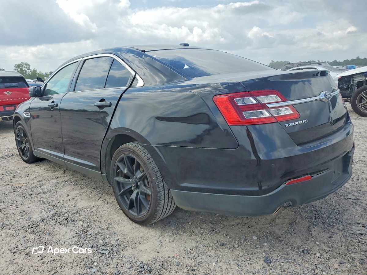 Ford Taurus 2016