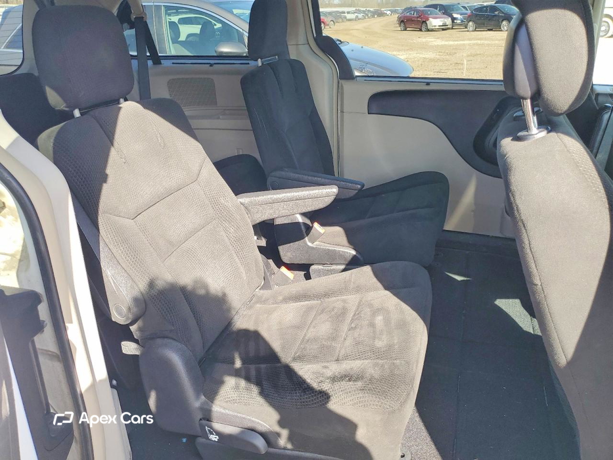 Chrysler Voyager 2016