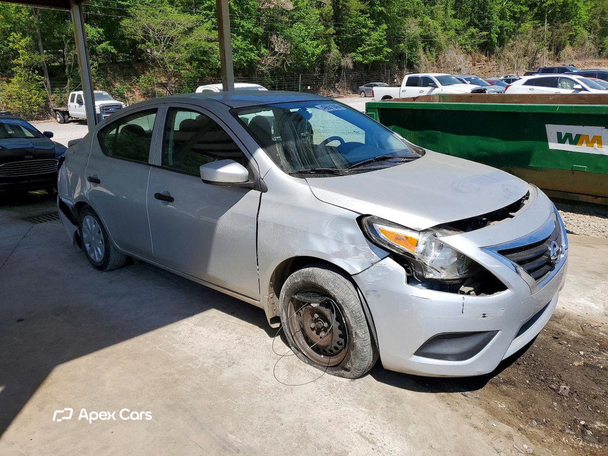 Nissan Versa 2017