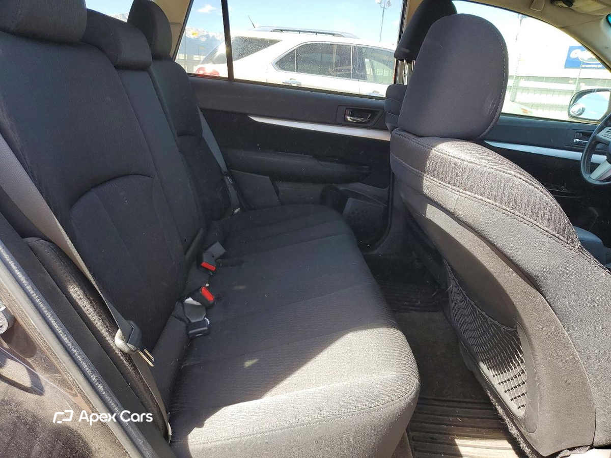 Subaru Outback 2011