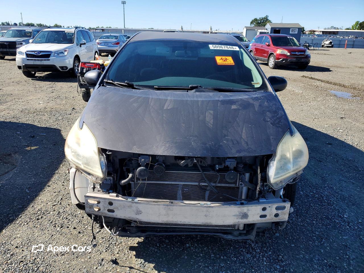 Toyota Prius 2015