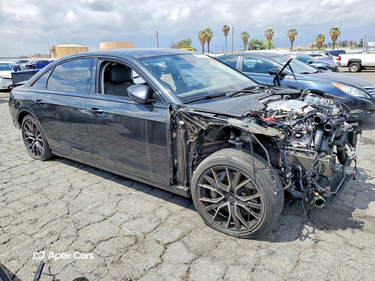 Audi A8 2021
