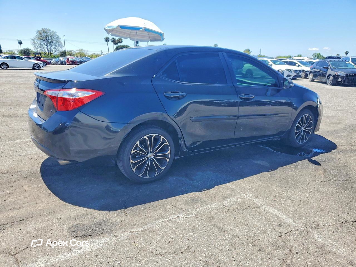 Toyota Corolla 2015