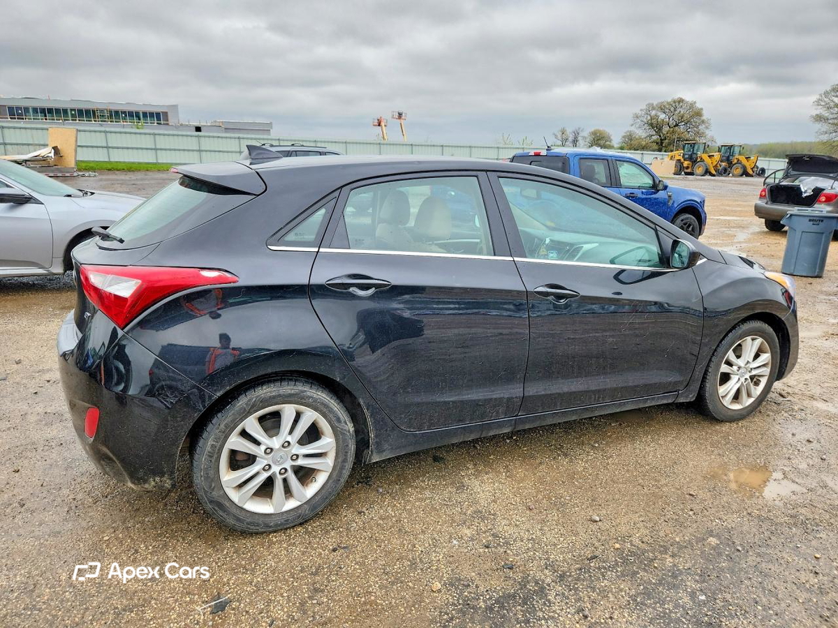 Hyundai Elantra 2013