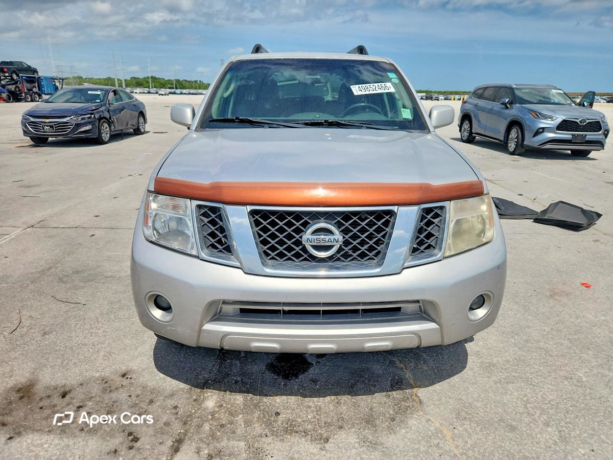 Nissan Pathfinder 2010