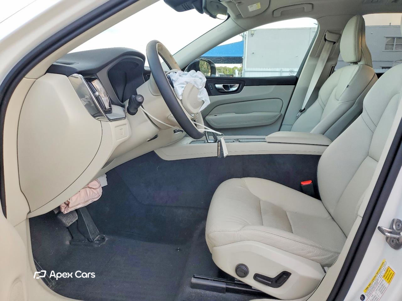 Volvo XC60 2025