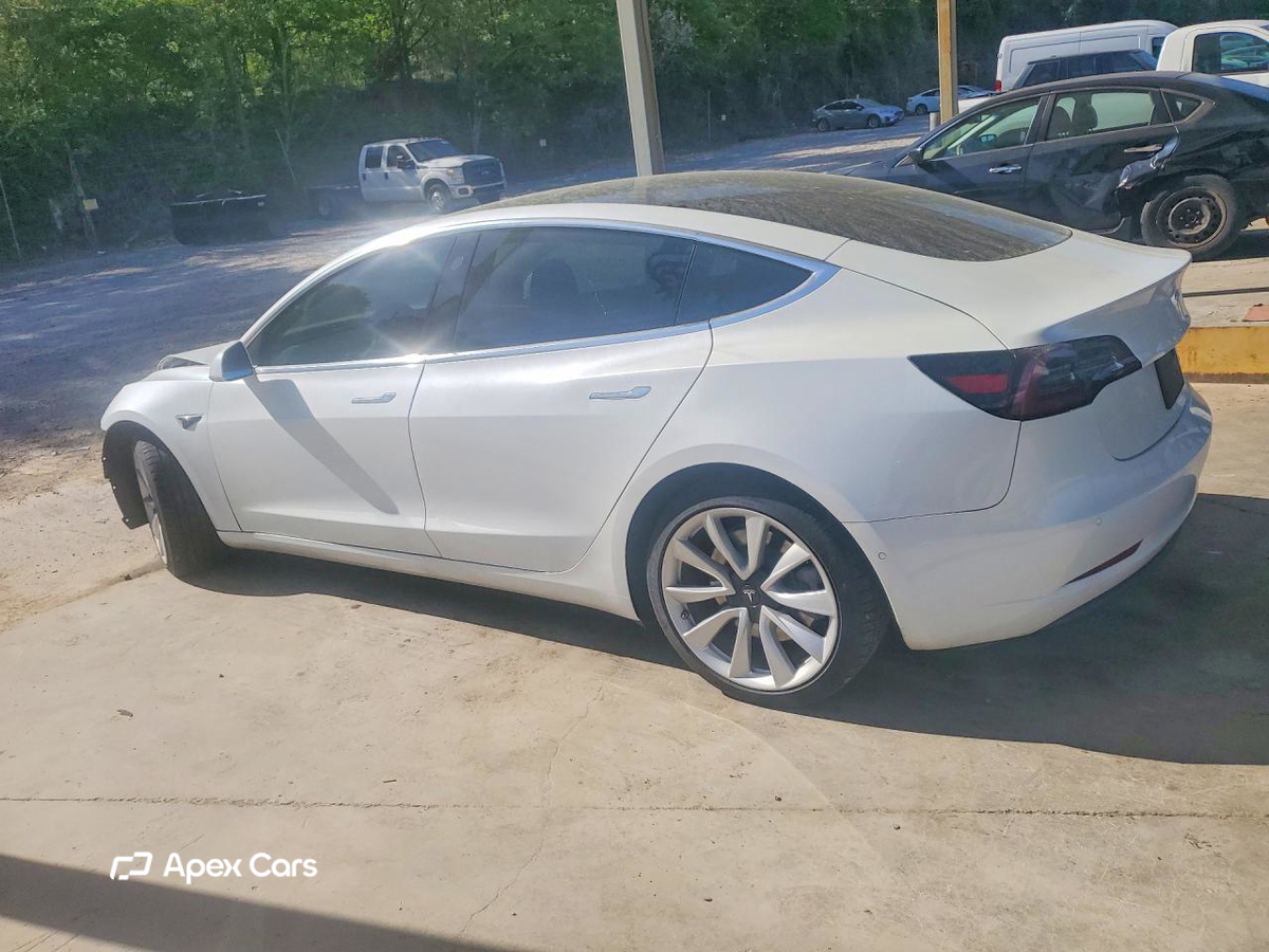 Tesla Model 3 2020