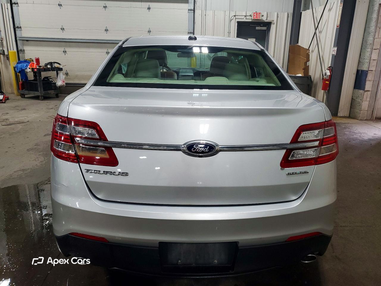 Ford Taurus 2015