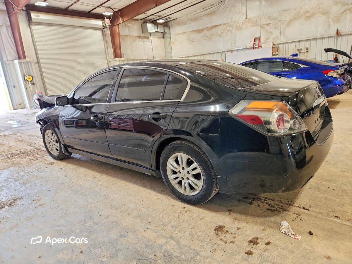 Nissan Altima 2011