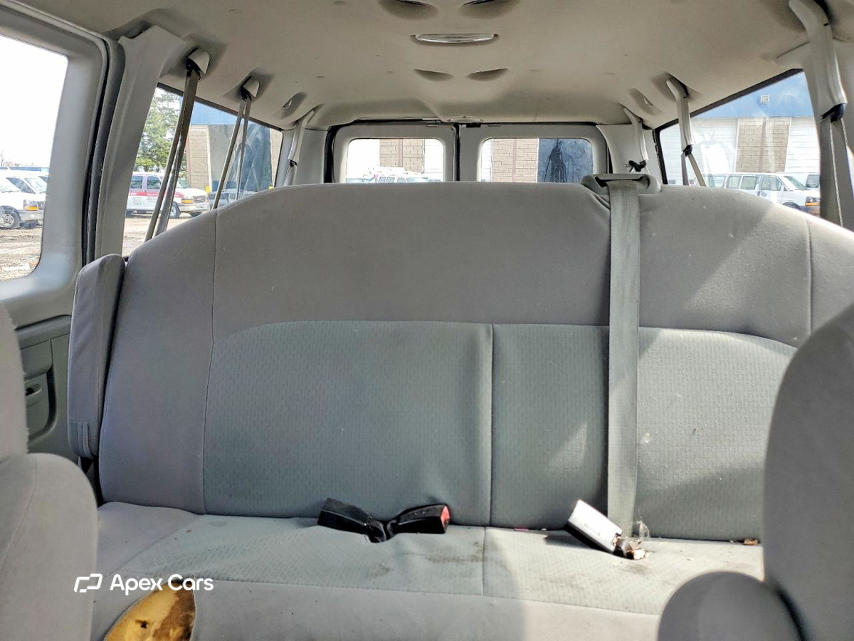 Ford Econoline 2012