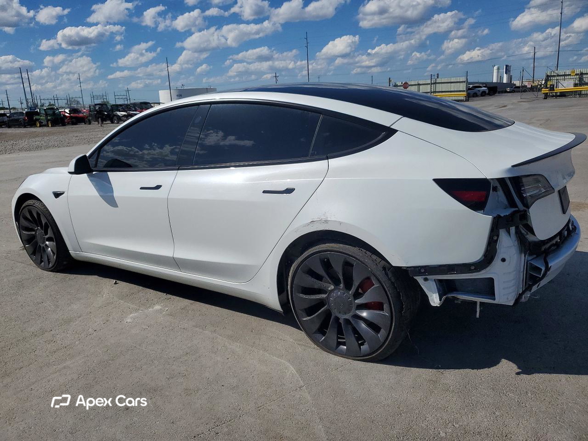 Tesla Model 3 2022