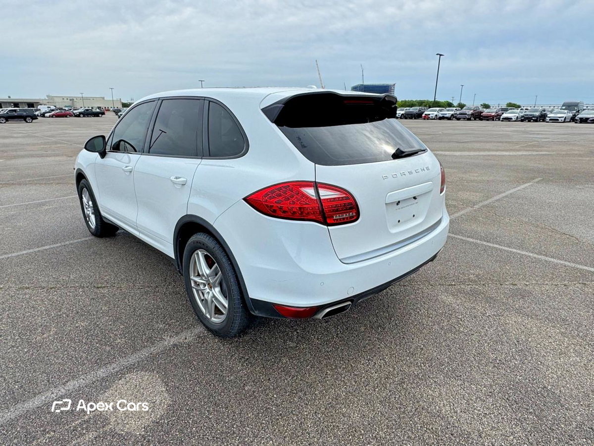 Porsche Cayenne 2014