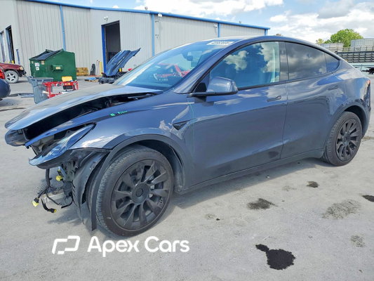 Tesla Model Y 2023 - Image 1 of 14