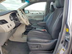 Toyota Sienna 2011