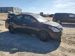 Nissan Versa 2015