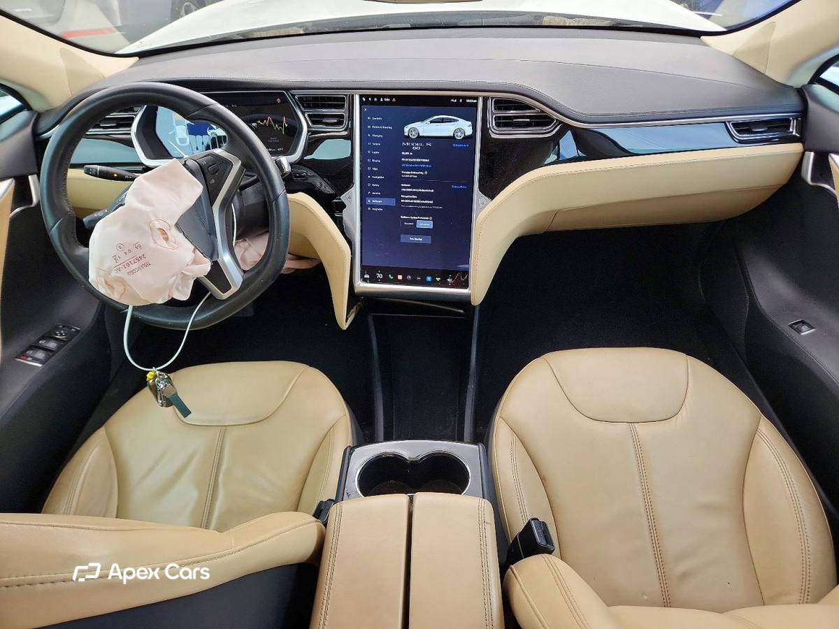 Tesla Model S 2013