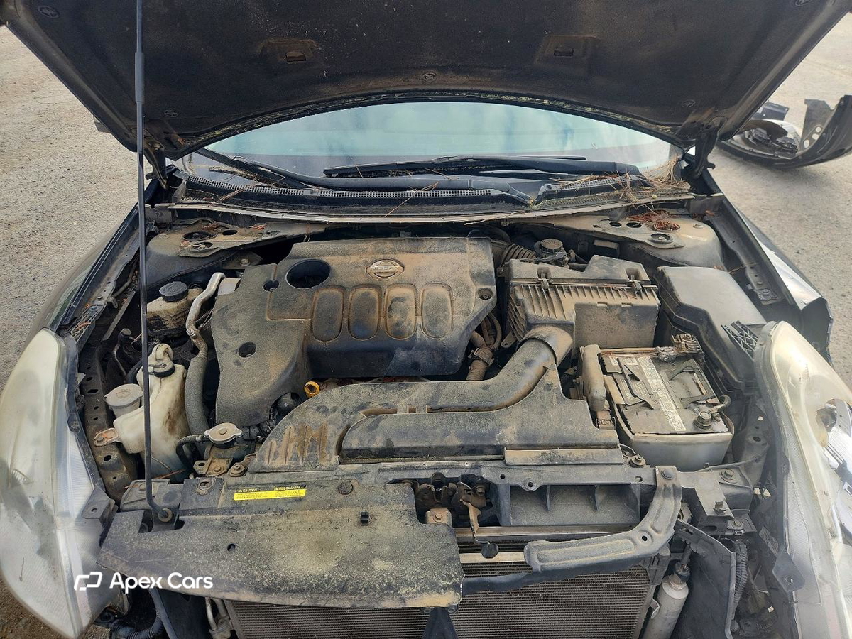 Nissan Altima 2012