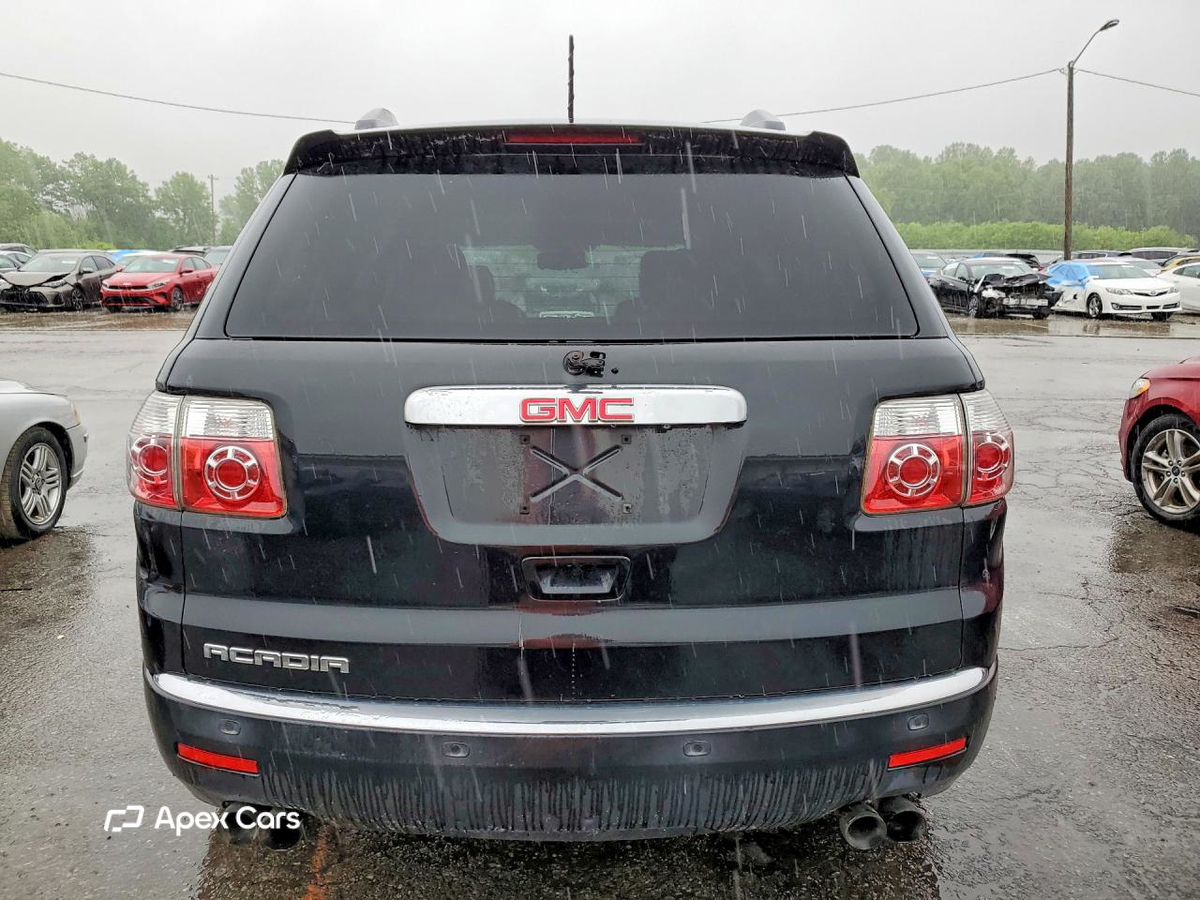 GMC Acadia 2011