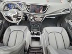 Chrysler Pacifica 2026